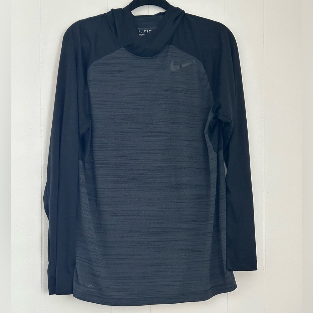 NIKE MEN'S DRI-FIT TOUCH LONG SLEEVE HOODIE Size Medium
